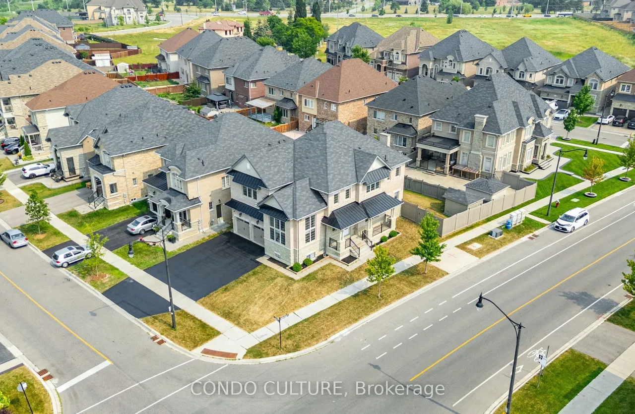 23 Martin Byrne Drive — photo 2