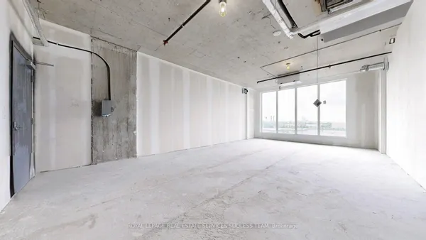 998 Martin Grove Road, Unit 301 — photo 2