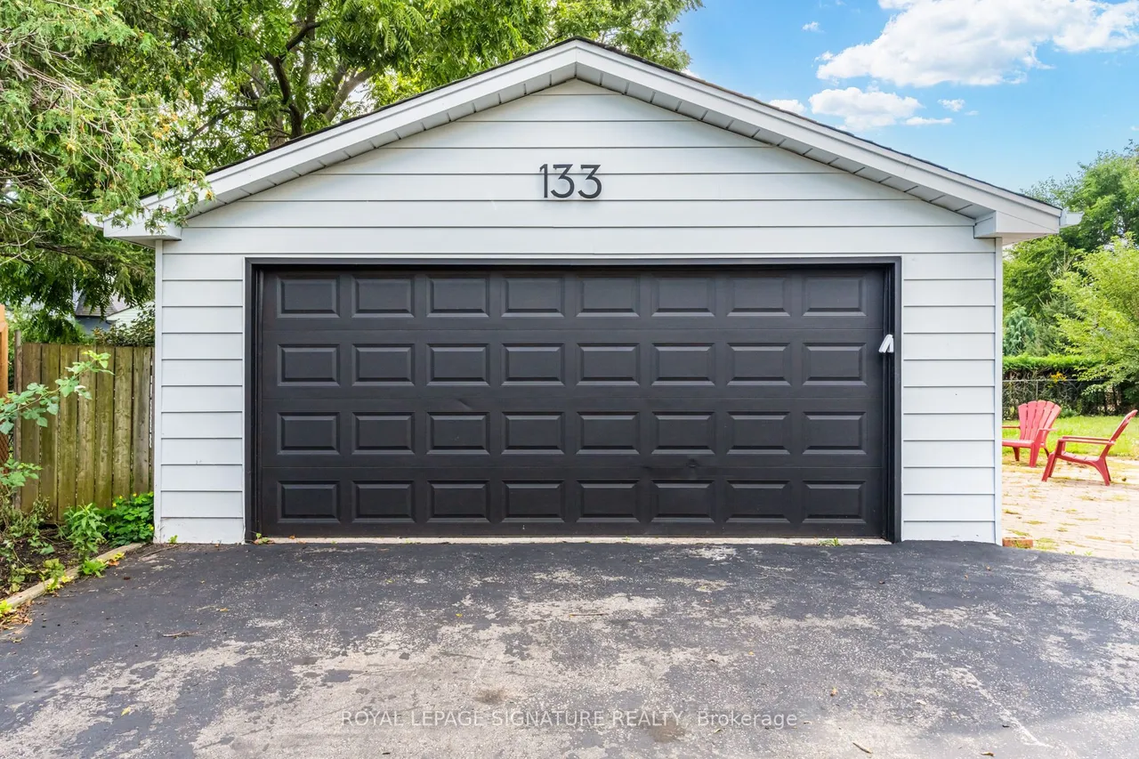 133 Inglewood Drive — photo 3