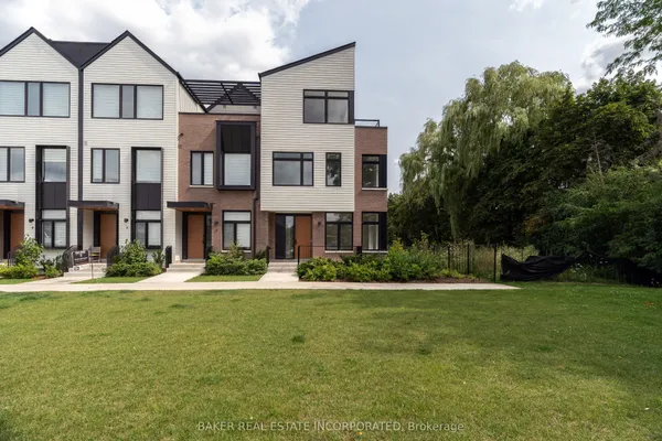 10 Lou Parsons Way