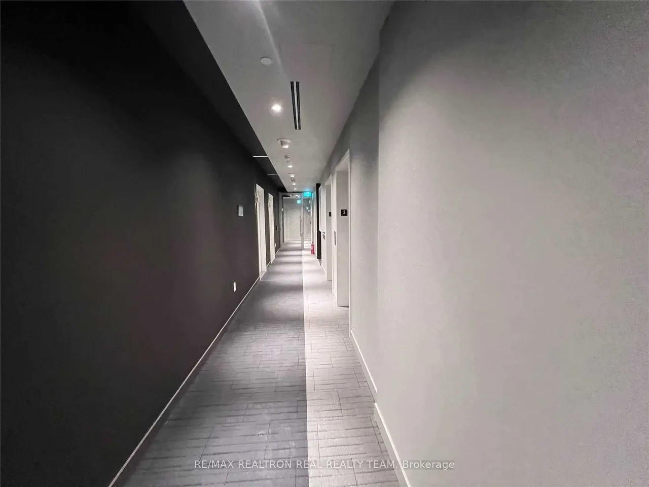 3900 Confederation Parkway — photo 25