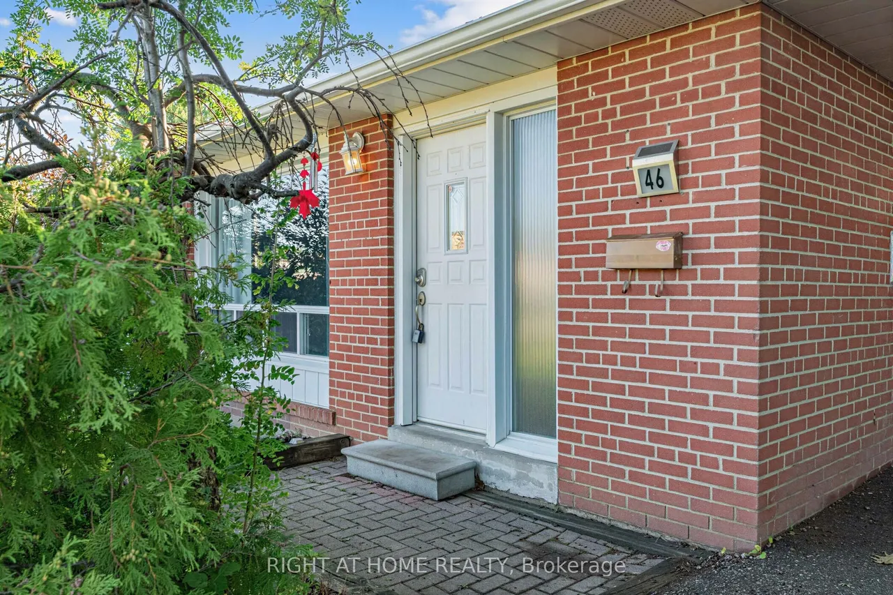 46 Aloma Crescent — photo 3