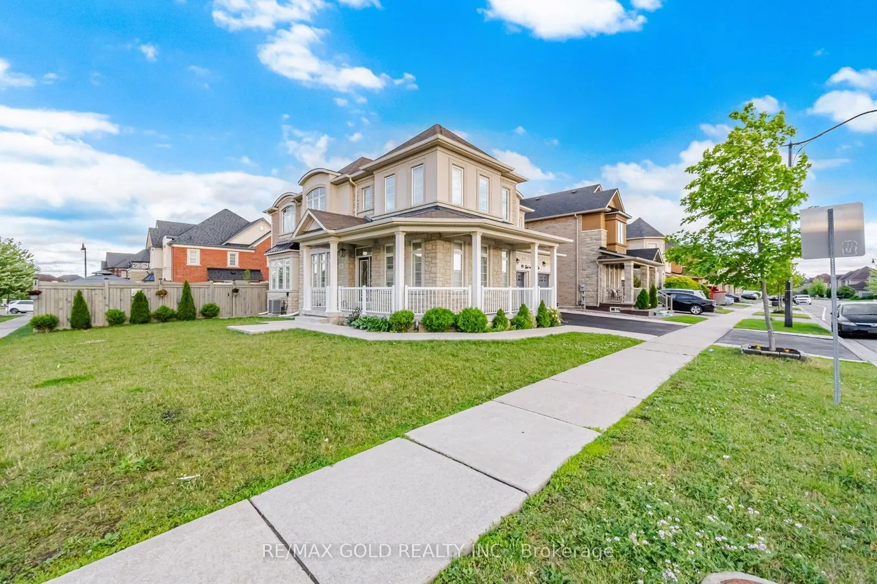 49 Squire Ellis Drive — photo 3