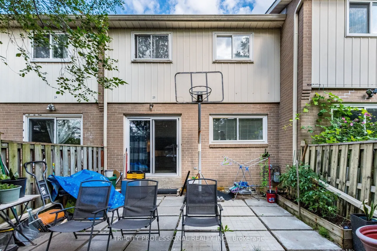 25 Craigleigh Crescent — photo 48