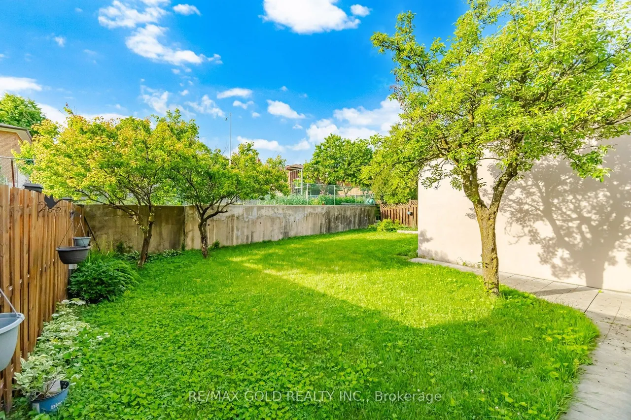 352 Maple Leaf Drive — photo 20