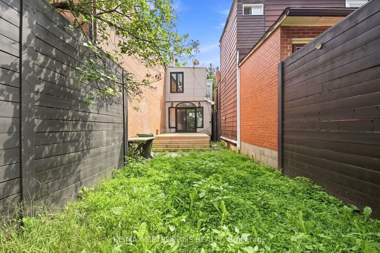 24 Marion Street — photo 39