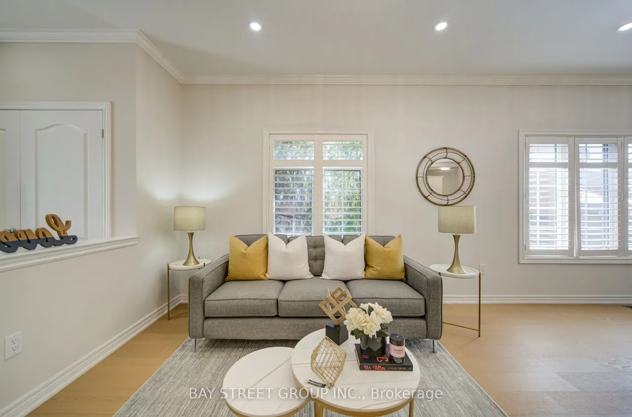2422 Hertfordshire Way — photo 3