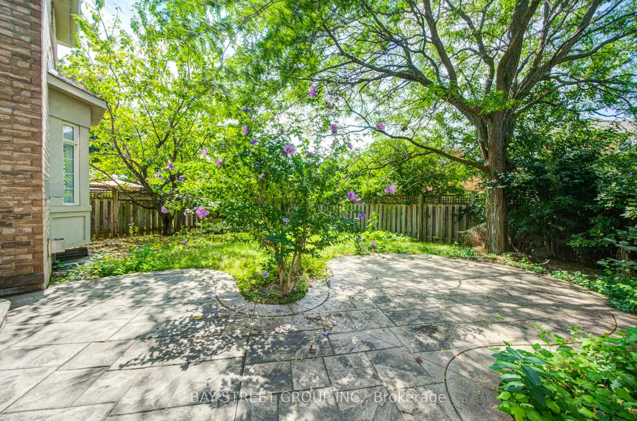 2422 Hertfordshire Way — photo 50