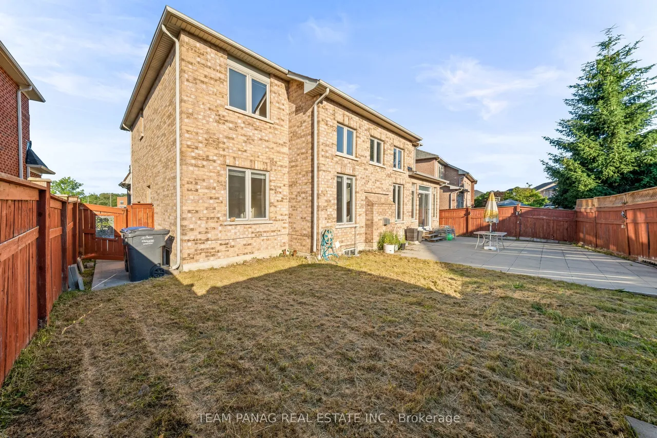 52 Mount Royal Circle — photo 49