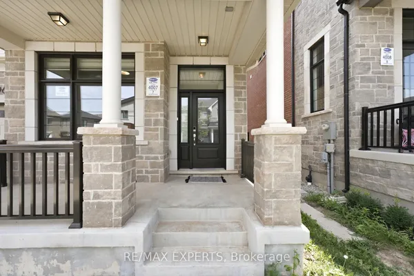 1296 Aymond Crescent W — photo 2