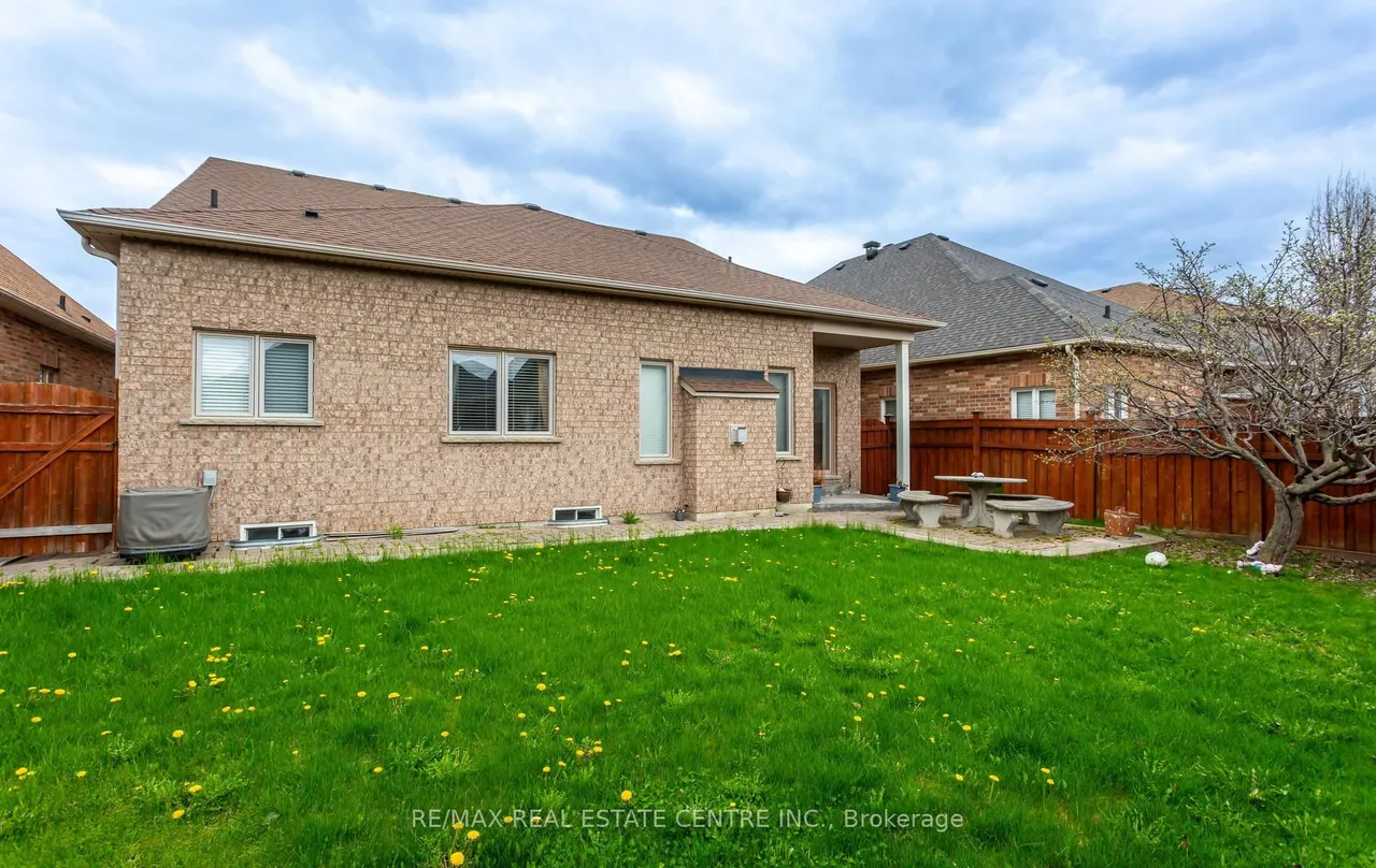 15 Concorde Drive — photo 49