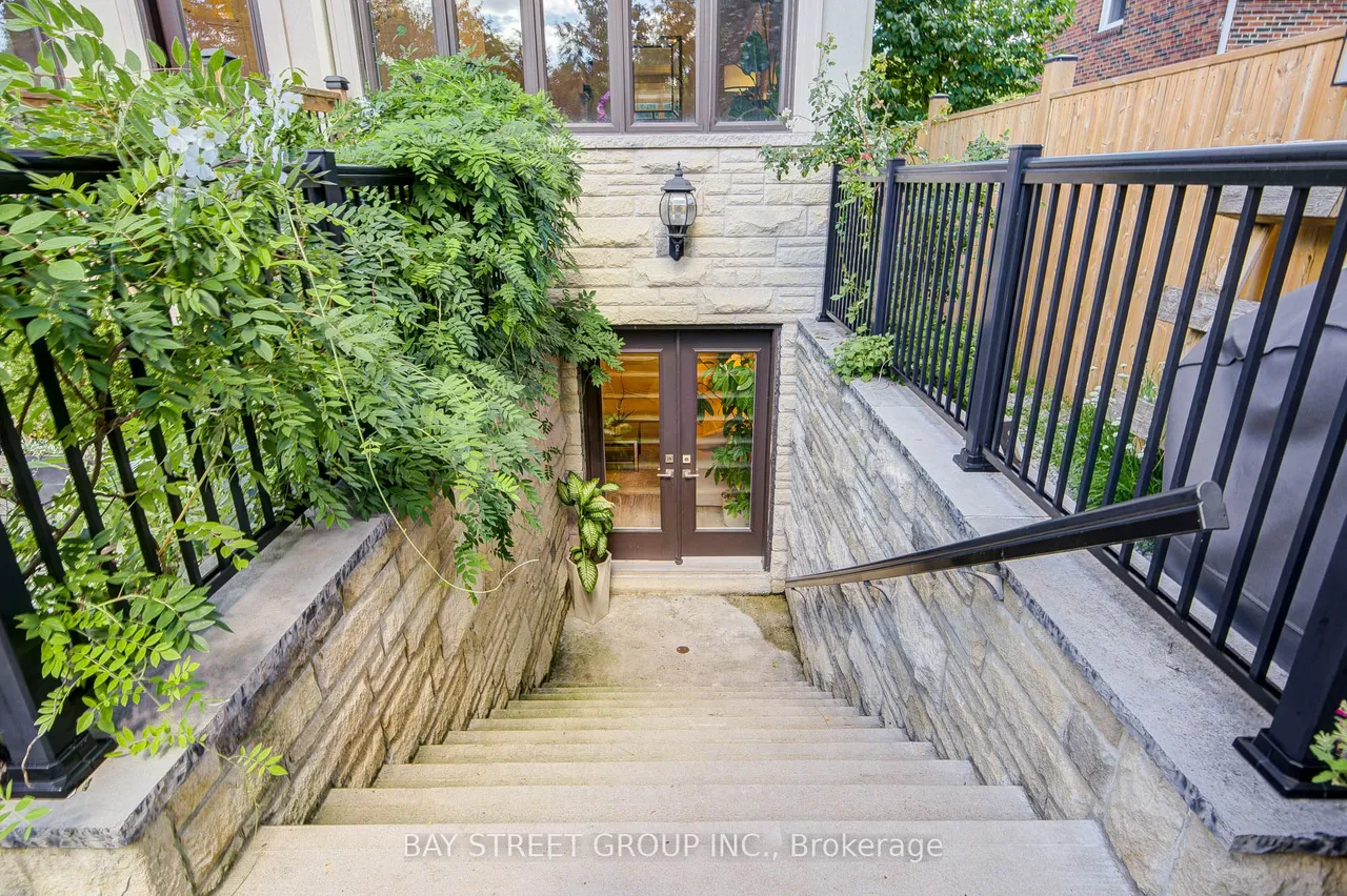37 Barker Avenue — photo 49