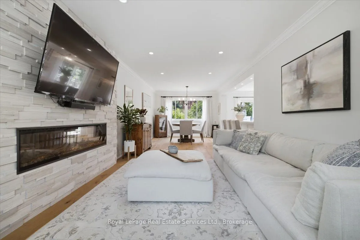 2120 Marine Drive — photo 3