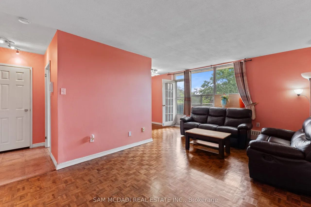 3145 Queen Frederica Drive