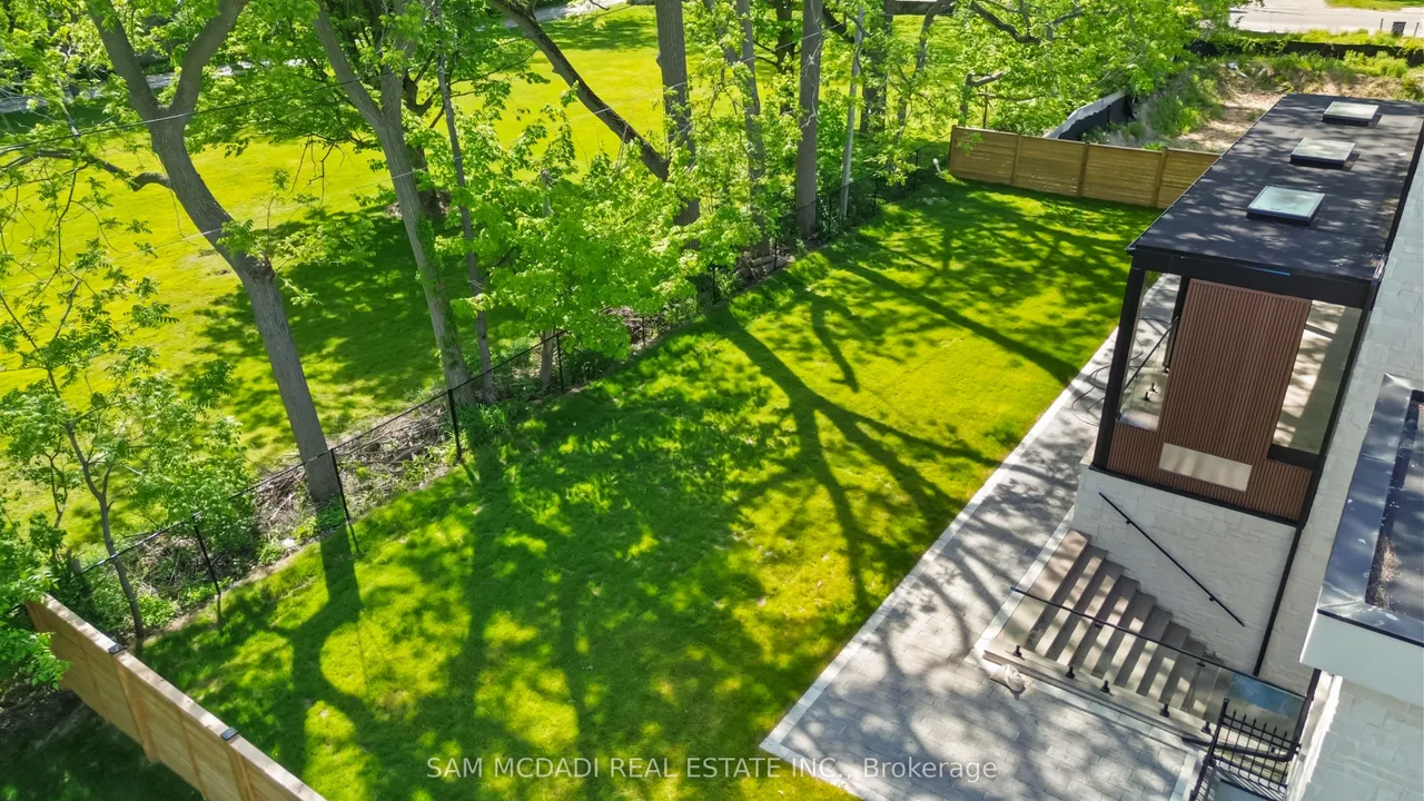 84 Pebbleridge Place — photo 49