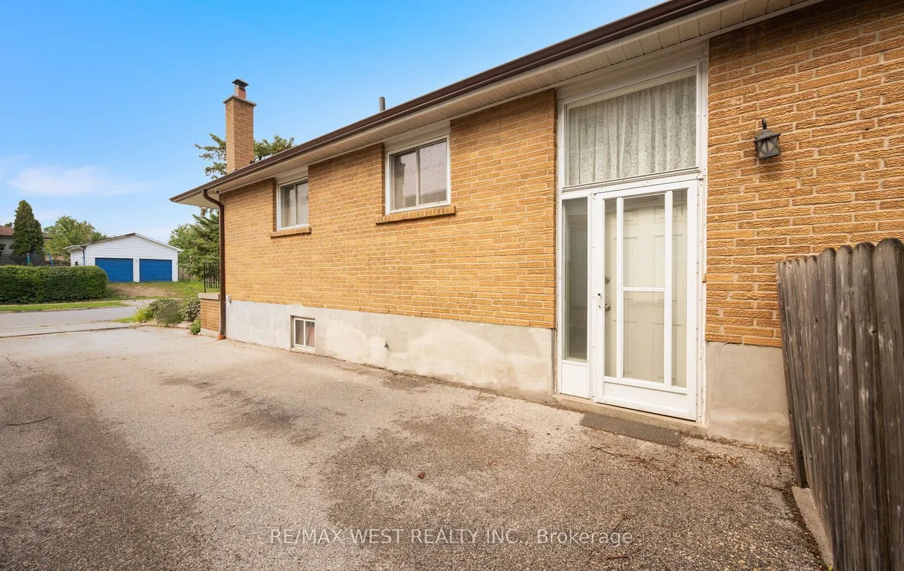 7397 Catalpa Road — photo 42
