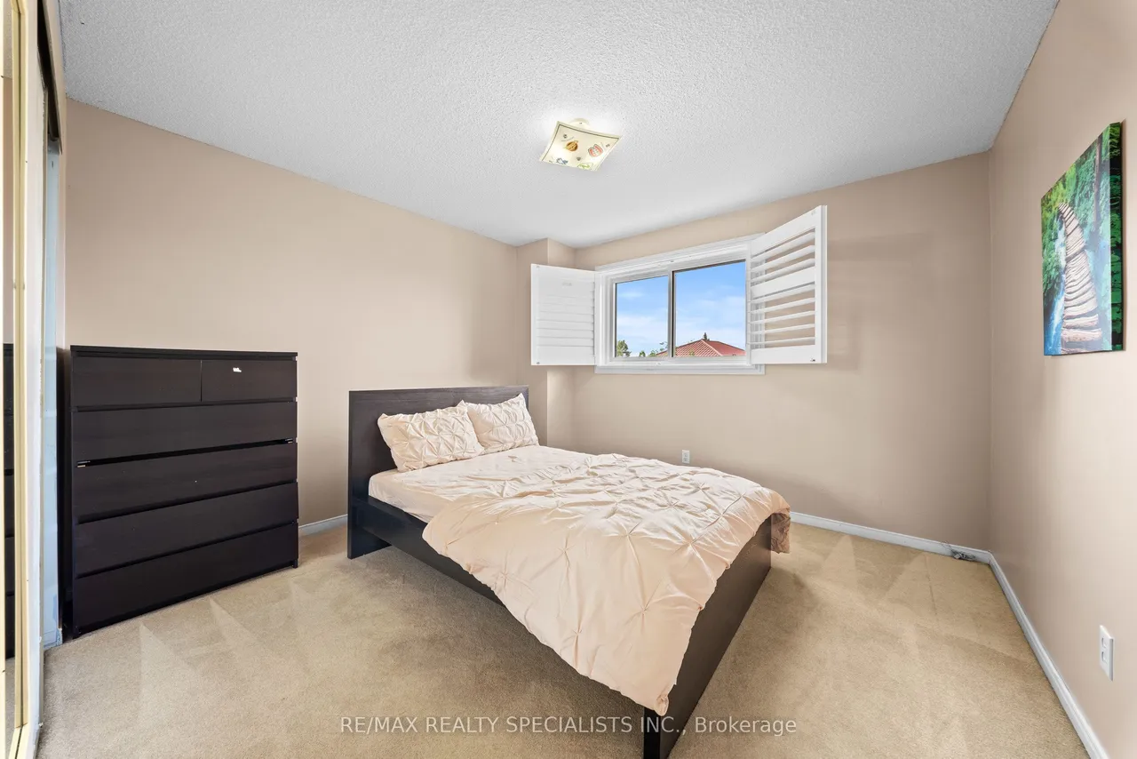 6386 Longspur Road — photo 39