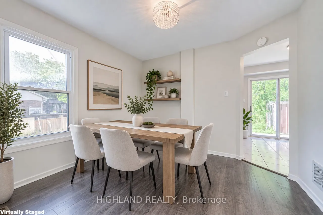 2032 Glenada Crescent — photo 3