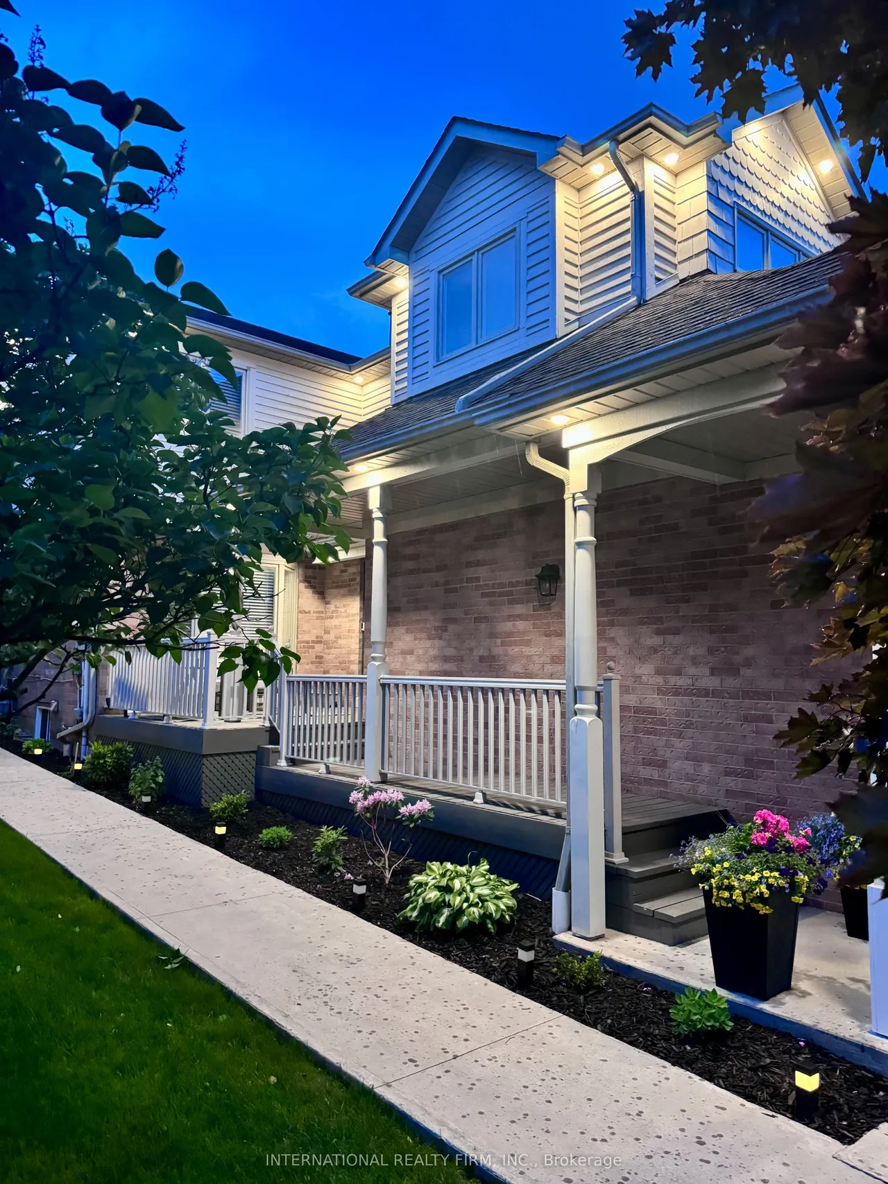 2745 Galleon Crescent — photo 39