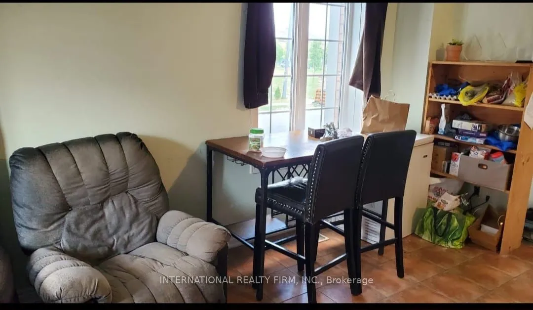 66 Leitch Avenue — photo 18