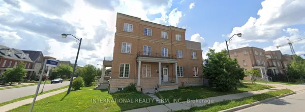 66 Leitch Avenue — photo 2