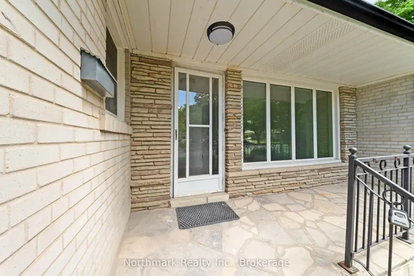 48 Benway Drive — photo 2