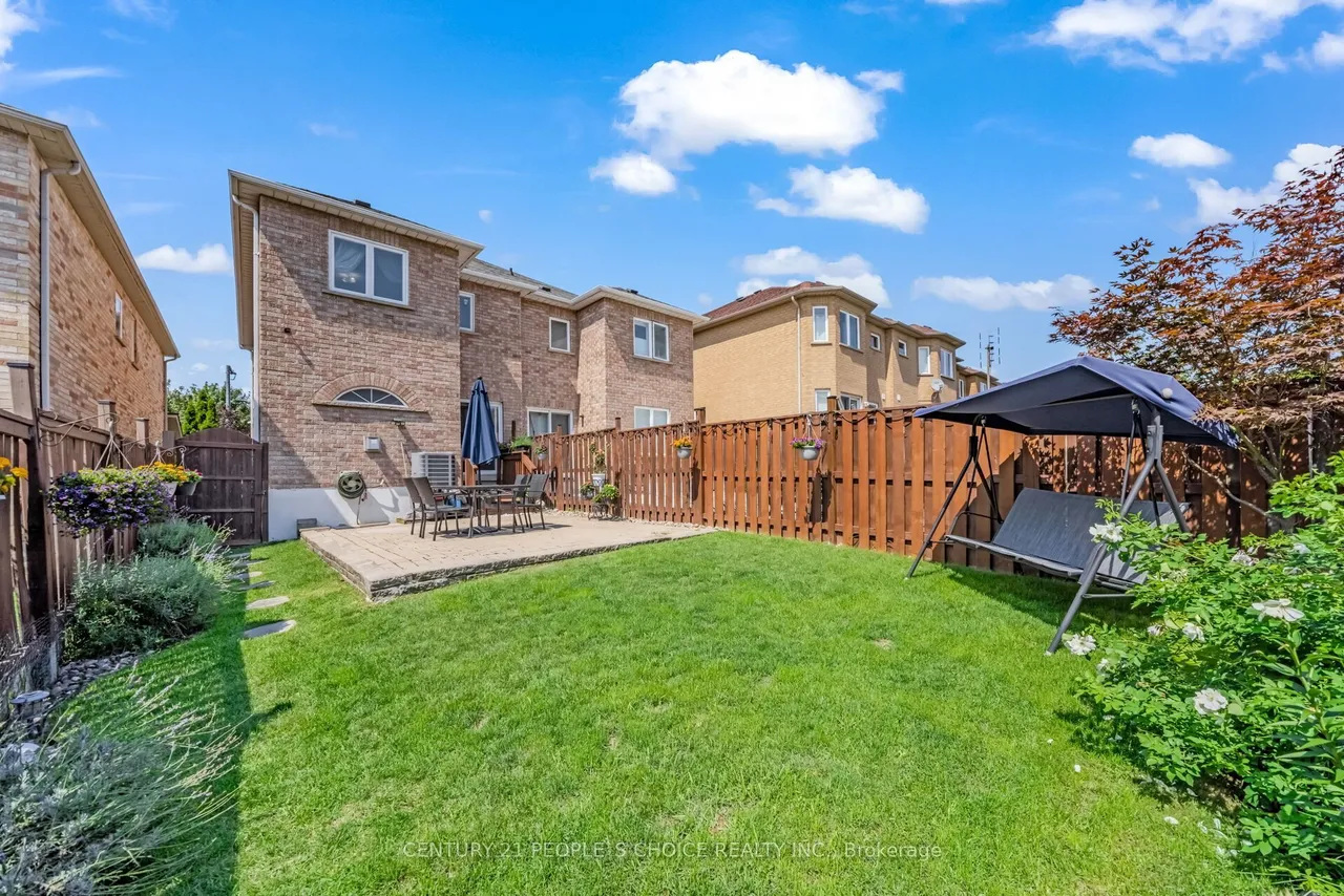 644 Madame Street — photo 49