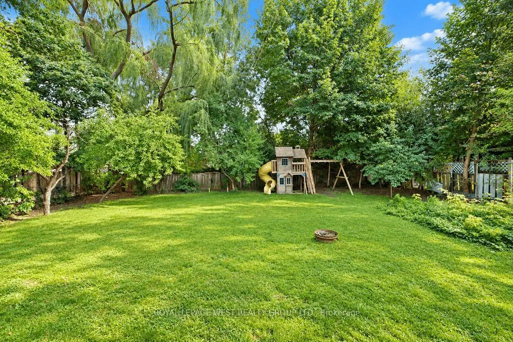 1422 Rebecca Street — photo 49