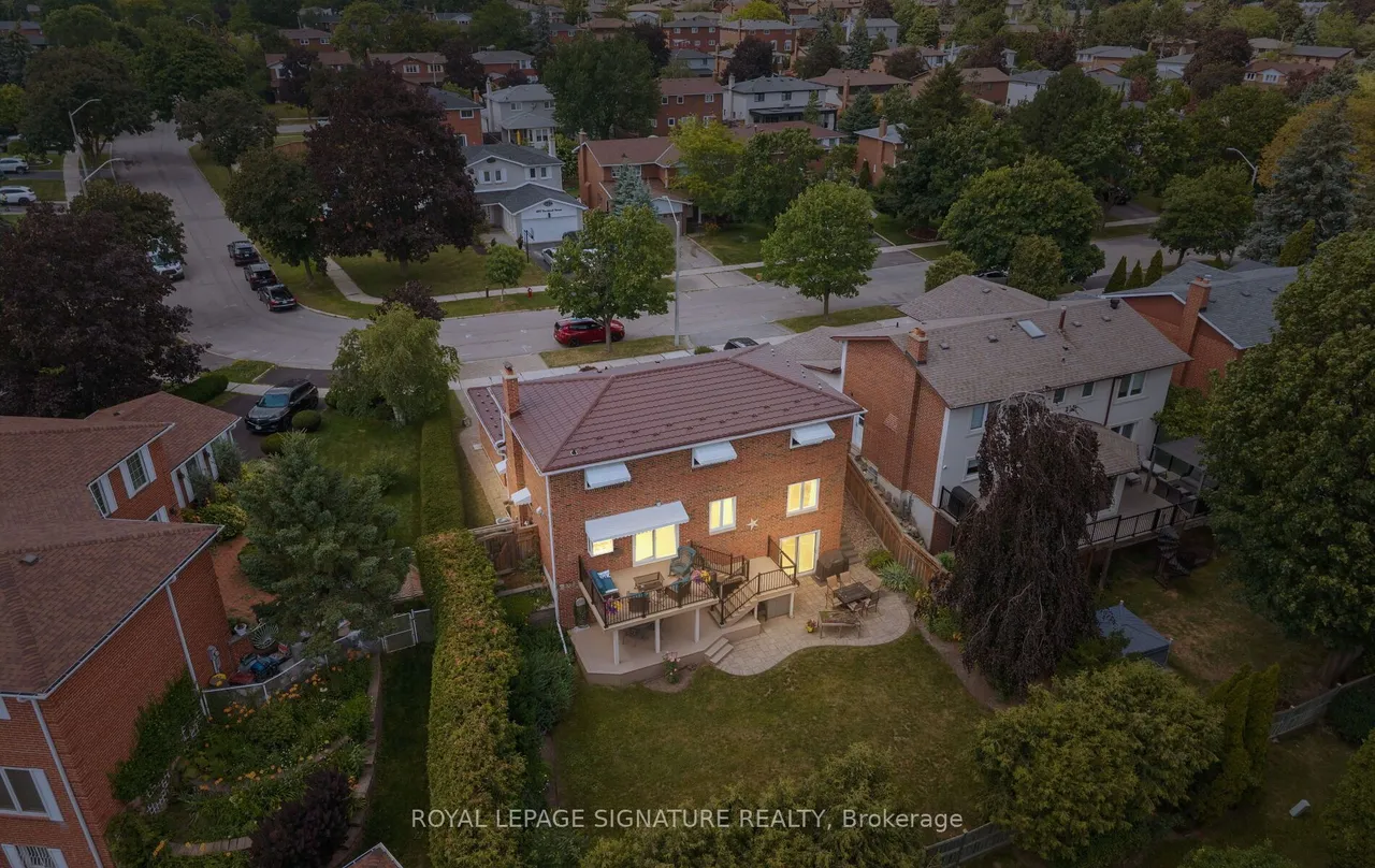 1892 Beechknoll Avenue — photo 34