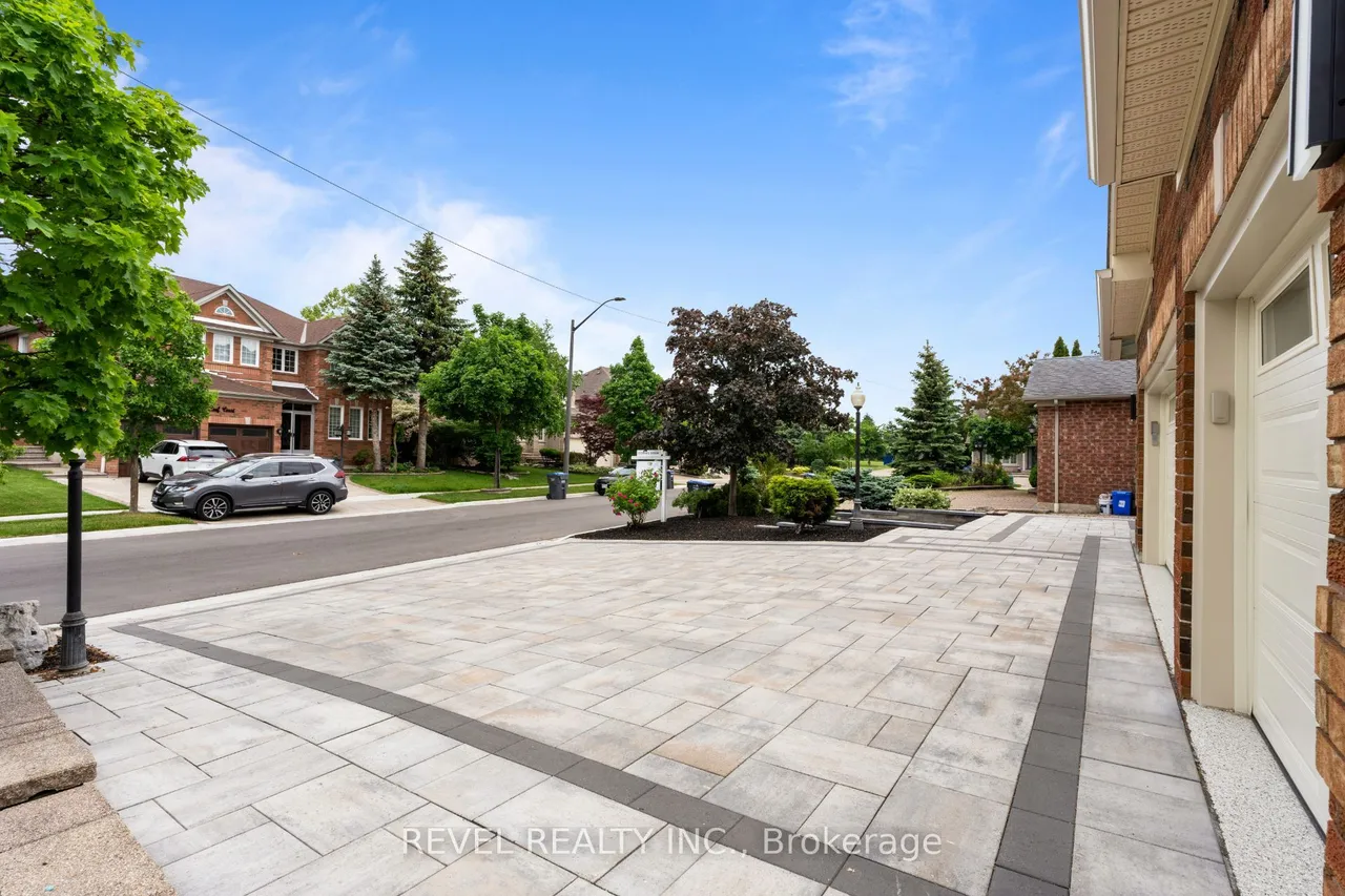 6872 Round Leaf Court — photo 3