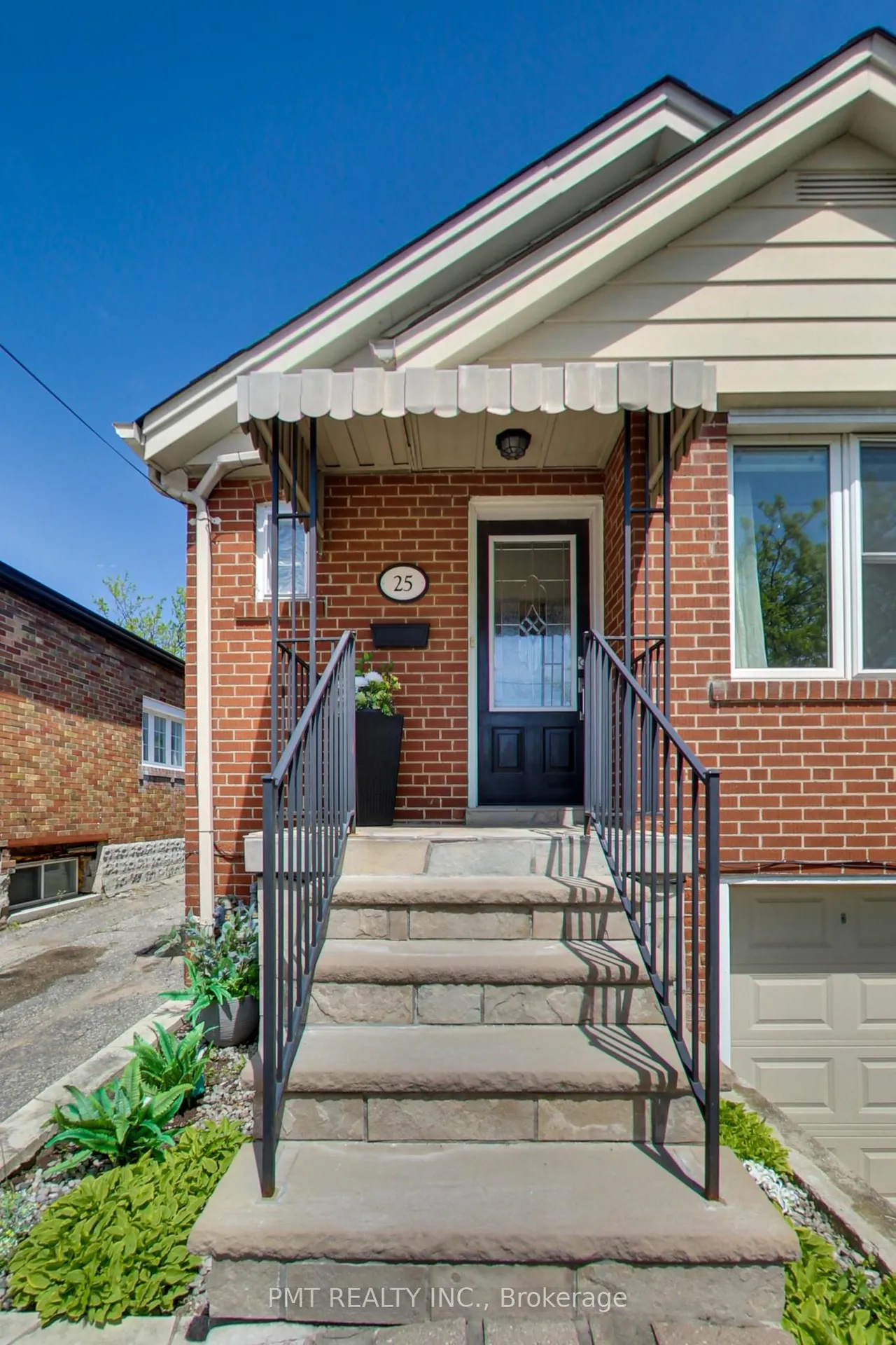 25 Ronald Avenue — photo 3