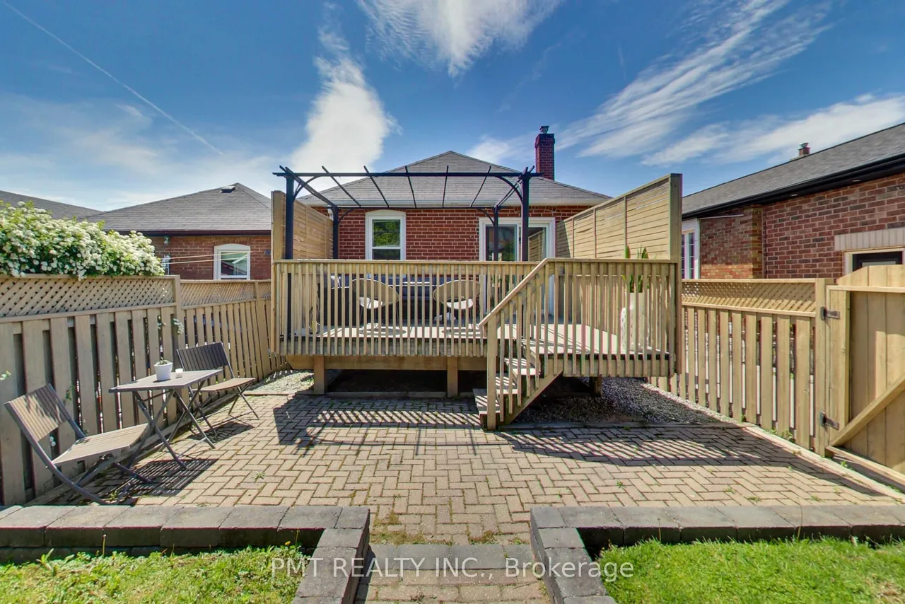 25 Ronald Avenue — photo 35