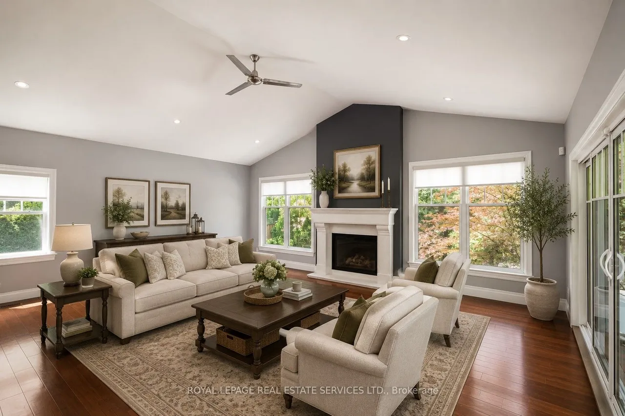 1387 Willowdown Road — photo 3
