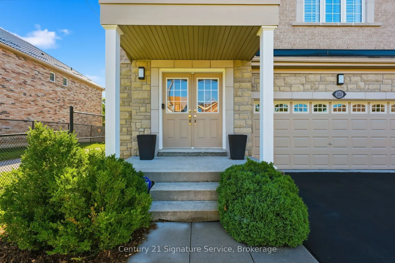 322 Comiskey Crescent — photo 2