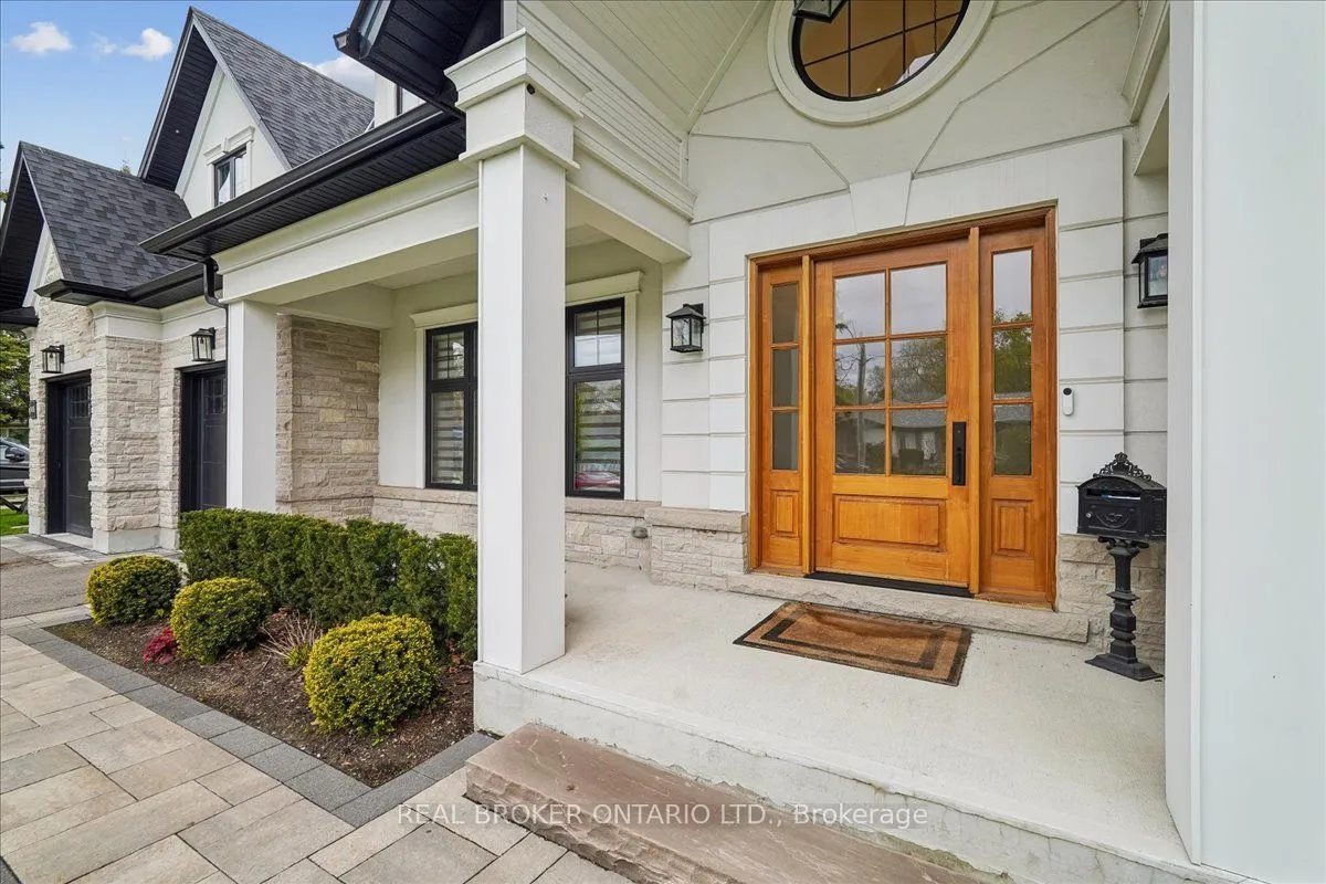 1445 Skyline Drive — photo 2
