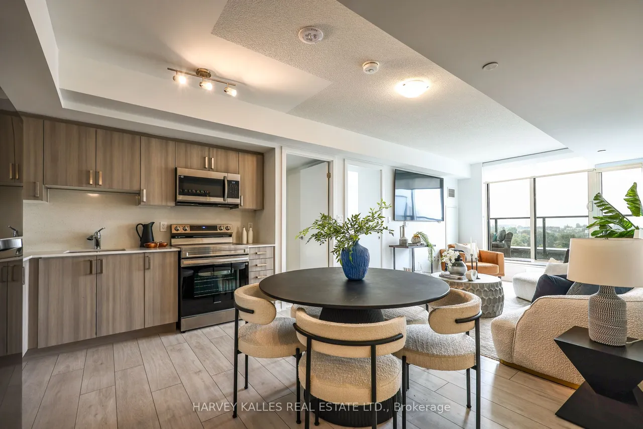 556 Marlee Avenue — photo 3