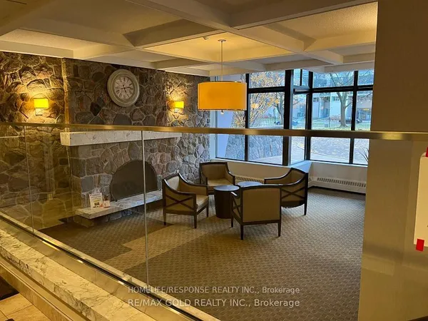 1625 BLOOR Street — photo 2