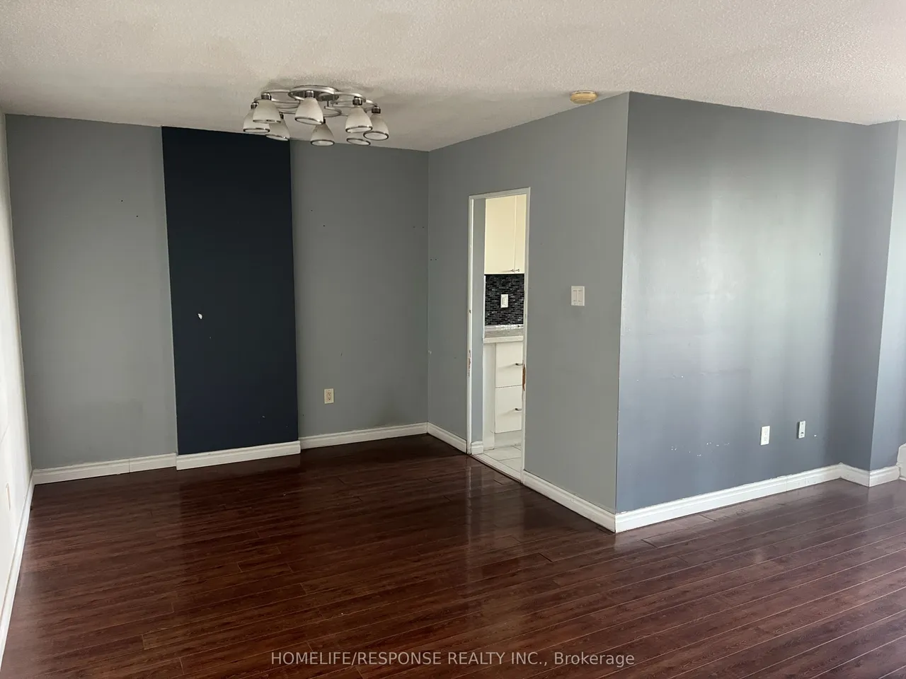 1625 BLOOR Street — photo 3