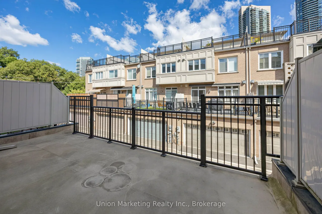 18 Yachters Lane — photo 33