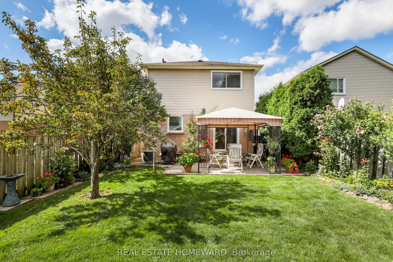 6399 Colebrook Crescent — photo 47