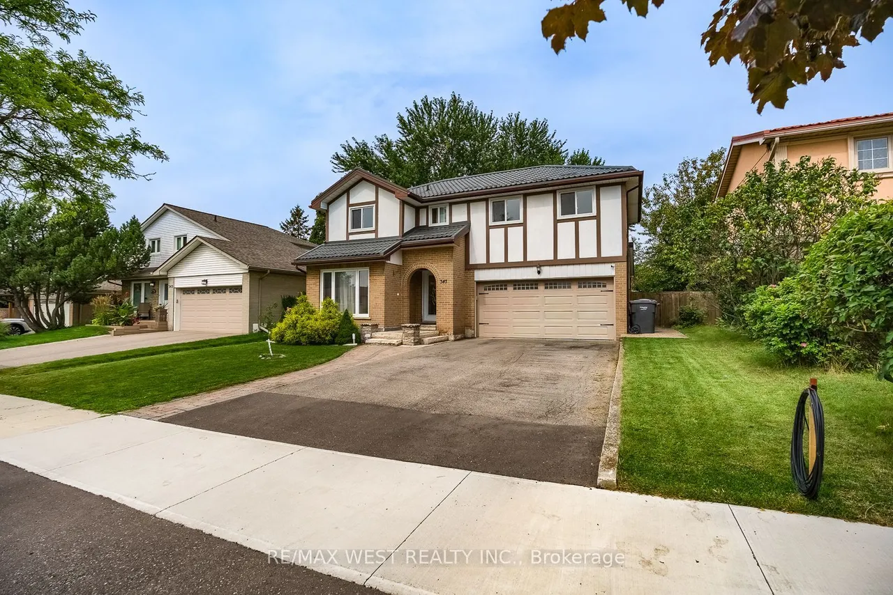 347 Karen Park Crescent — photo 3