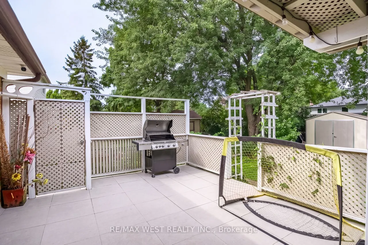 347 Karen Park Crescent — photo 45