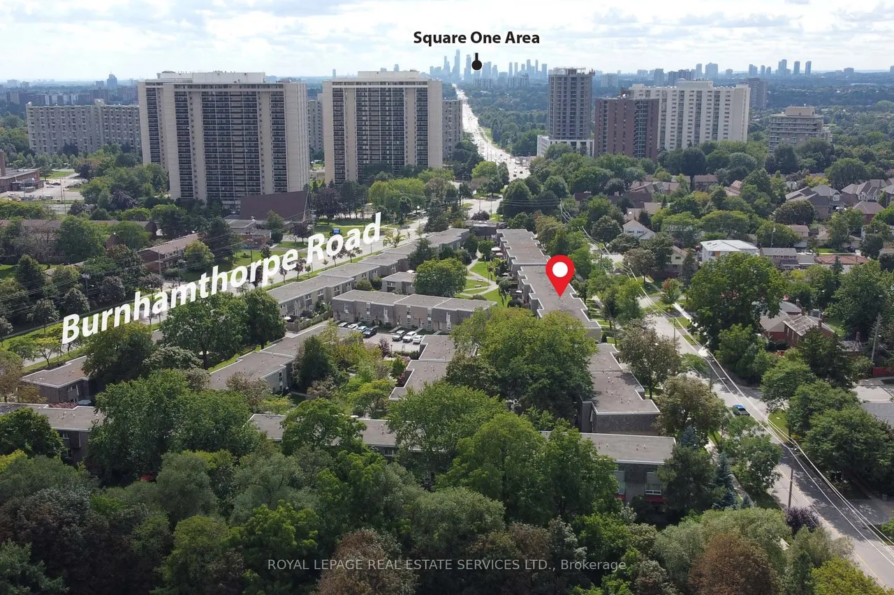 71 Old Burnhamthorpe Road — photo 15