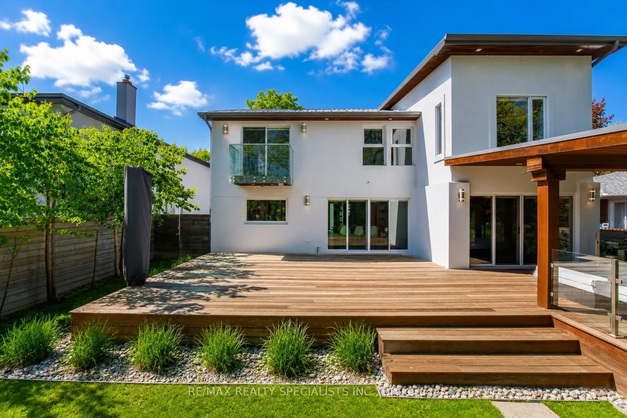 870 Hollowtree Crescent — photo 43
