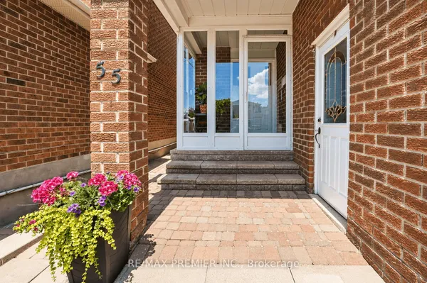 55 Deerpark Crescent — photo 2