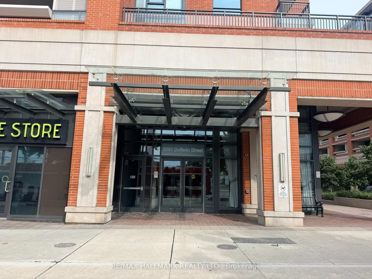 3091 Dufferin Street