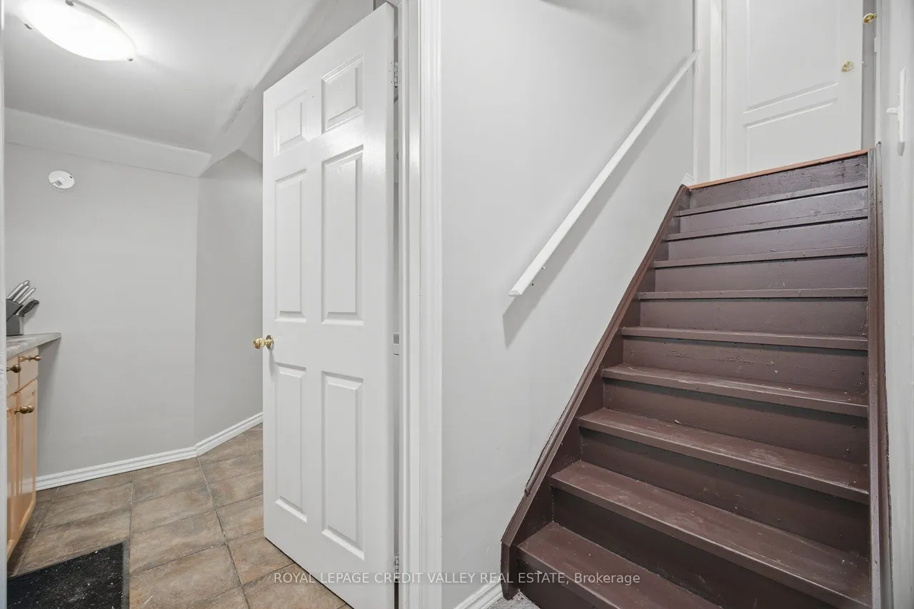 7443 Russian Olive Close — photo 49