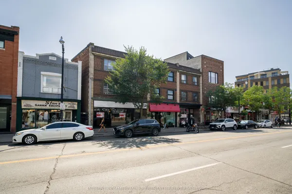 3097 Dundas Street W — photo 2