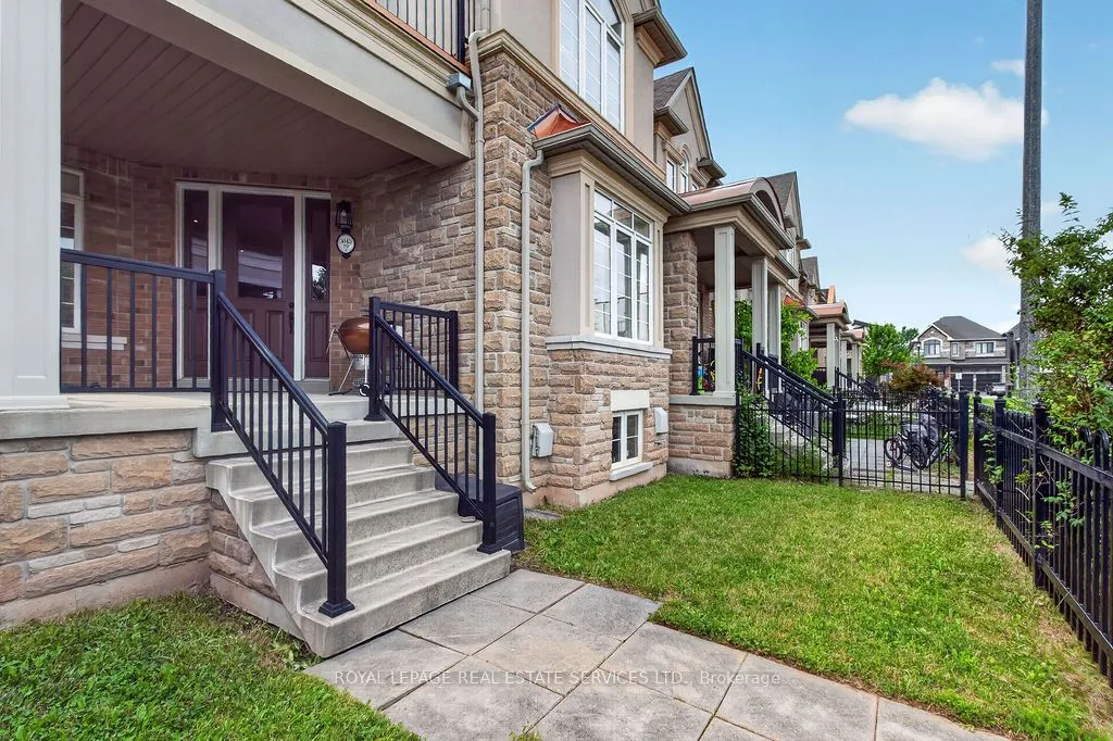 3045 Gladeside Avenue — photo 3