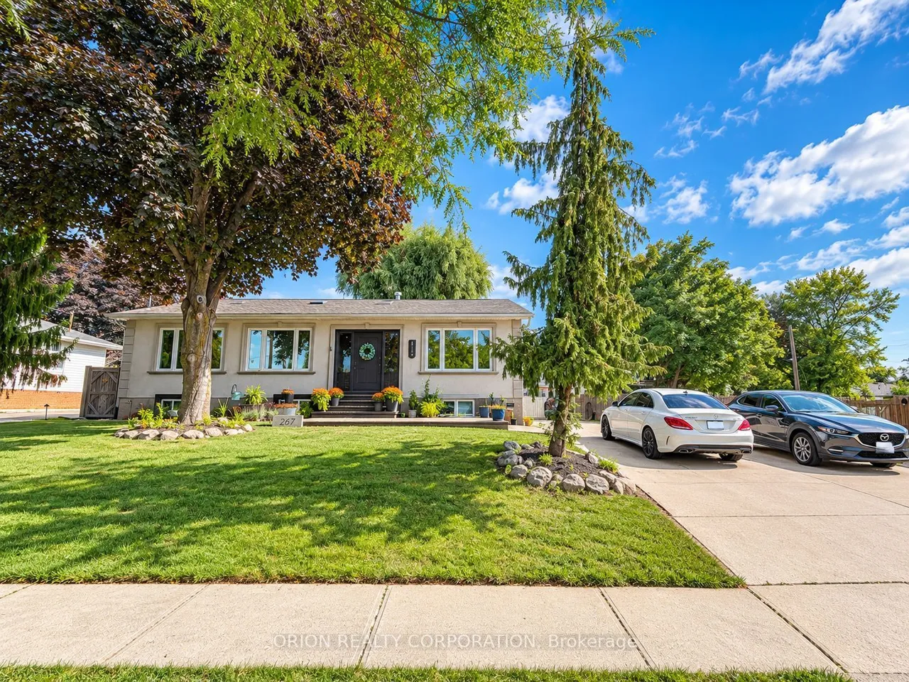 1267 Fisher Avenue — photo 3